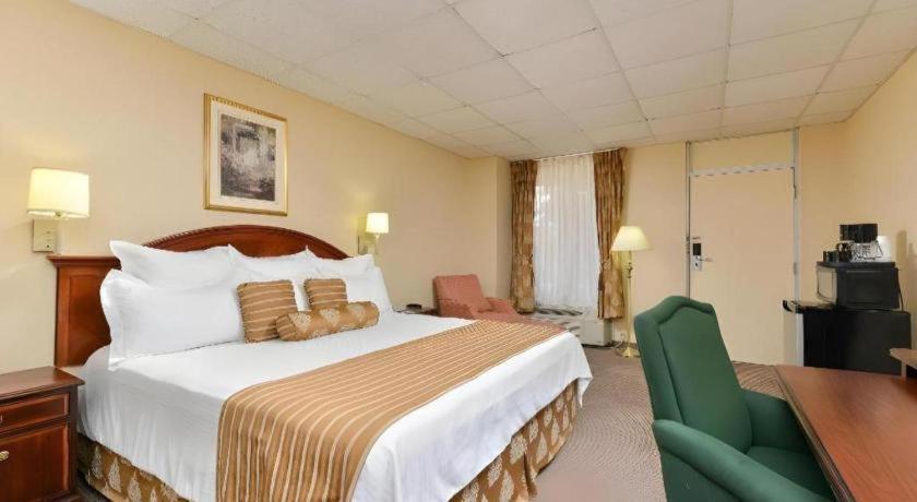 Americas Best Value Inn & Suites Victoria Bagian luar foto