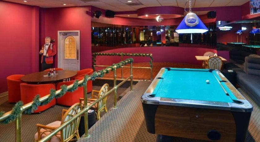 Americas Best Value Inn & Suites Victoria Bagian luar foto